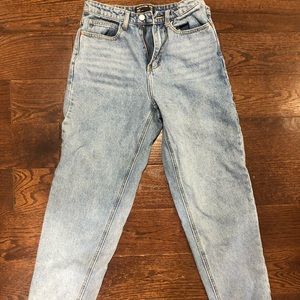 Pretty little thing denim mom jeans size US 4
